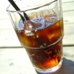 IJsblokjes in drankje vol gevaarlijke bacteriën