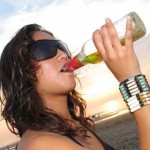 Alcoholgebruik op jonge leeftijd leidt tot vroege dementie Meer alcohol door lange werkdagen